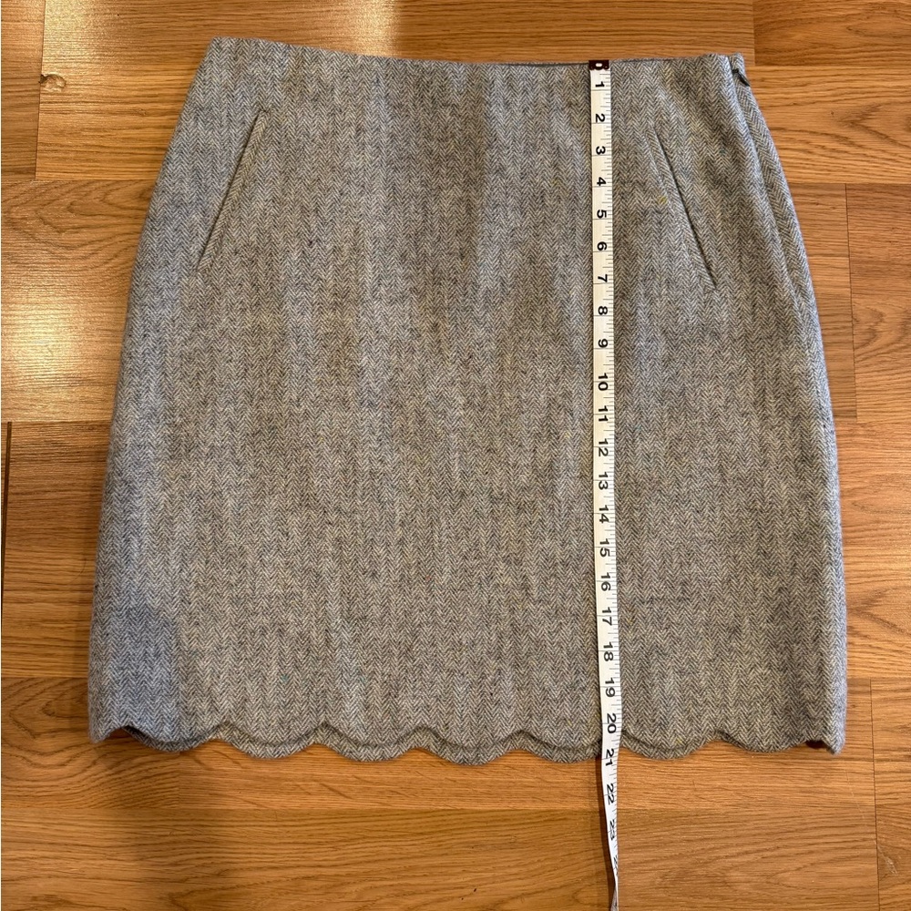 Talbots Gray Scalloped Hem Skirt